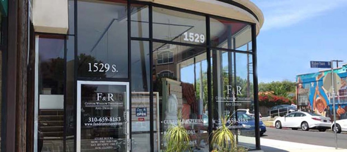 #pb_rslider_caption-1-1 F&R-Storefront